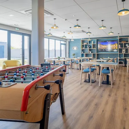 Hotel Kyriad Bordeaux Nord Eulalie 3*