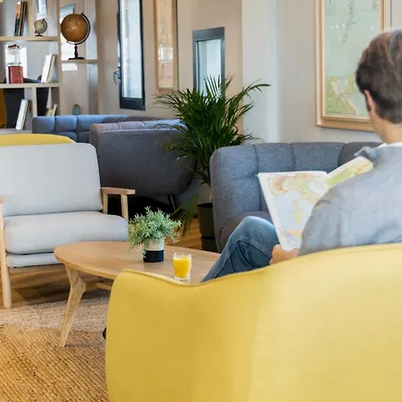 Hotel Kyriad Bordeaux Nord Eulalie 3*