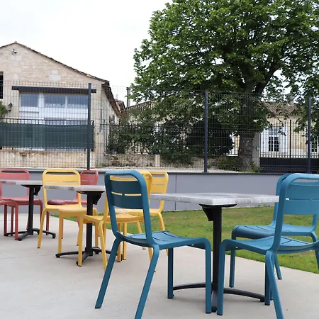 Kyriad Bordeaux Nord Eulalie Hotel