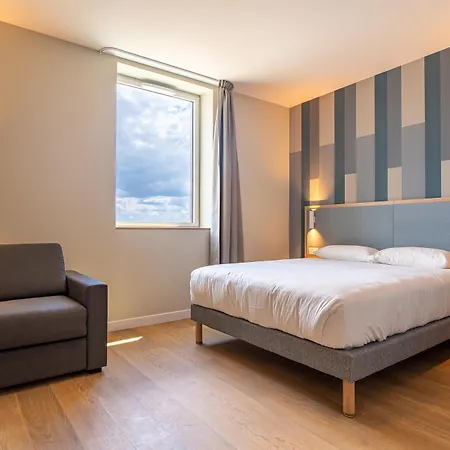 Hotel Kyriad Bordeaux Nord Eulalie